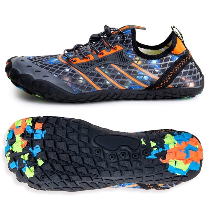 Аквасоки / Аквашуз KR-050 черно-оранжевый