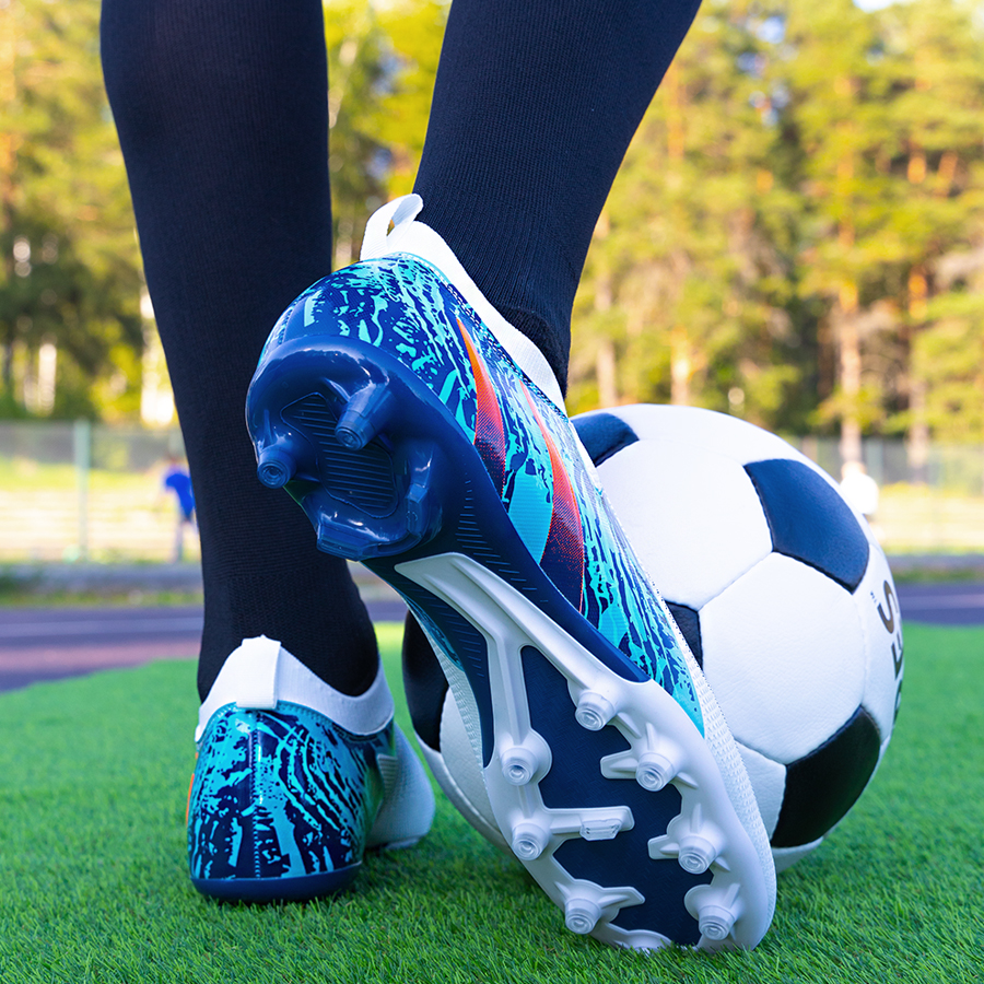 Бутсы футбольные KR-208 бело-синие