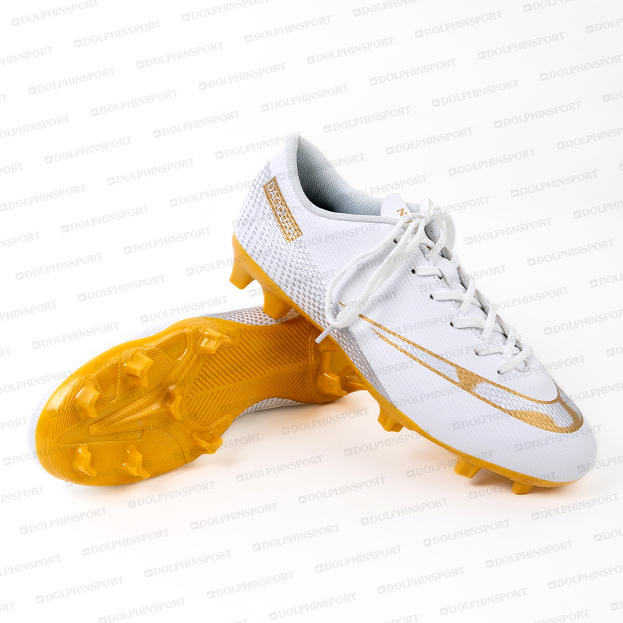 Бутсы футбольные KR-132/2 белые