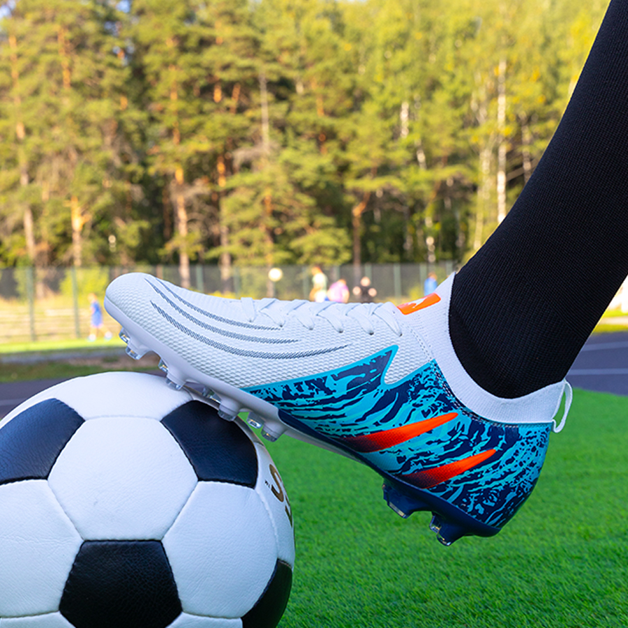 Бутсы футбольные KR-208 бело-синие