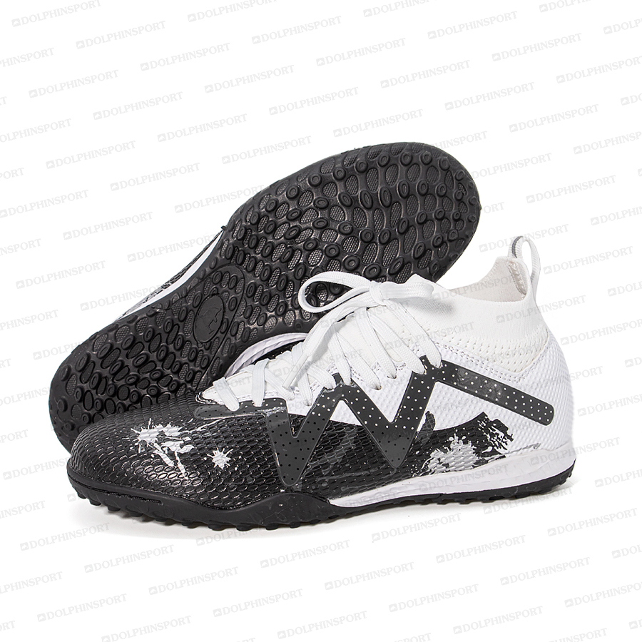 Бутсы футбольные KR-193 черно-белые