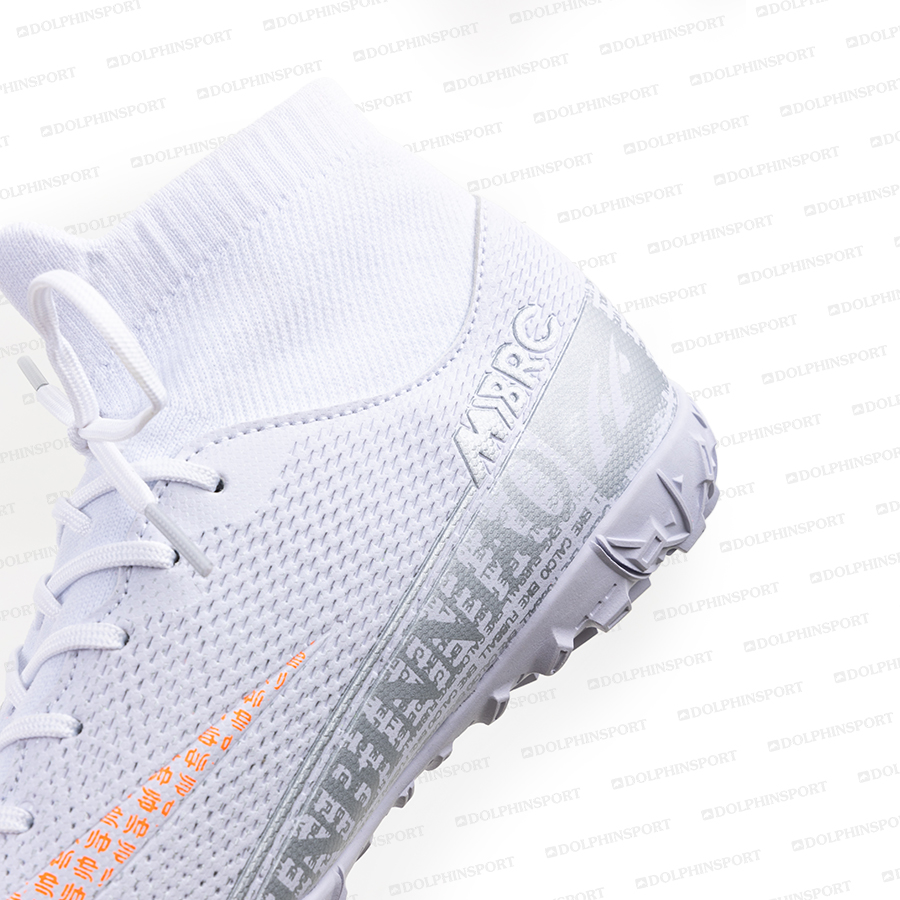 Бутсы футбольные KR-140/2 белый