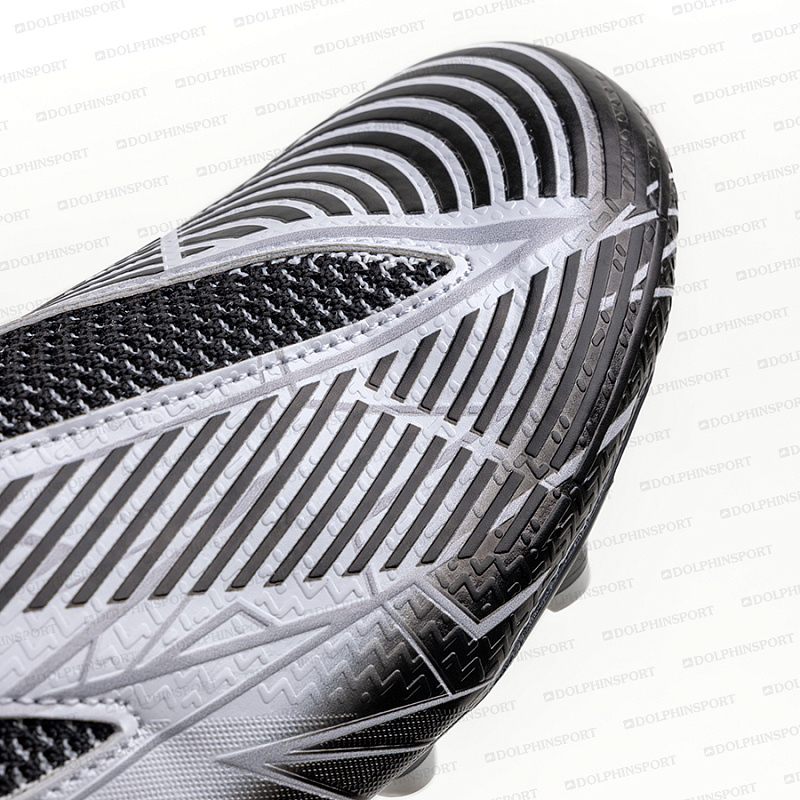 Бутсы футбольные KR-188 бело-черный