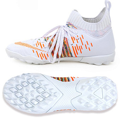 Футбольные бутсы DOLPHINSPORT – коллекция для игры на любых покрытиях