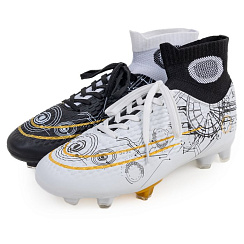 Бутсы с шипами DOLPHINSPORT – коллекция для игры на любых покрытиях