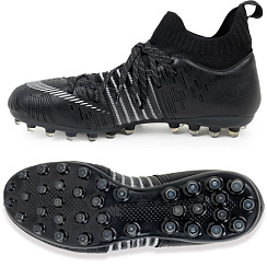 Бутсы с шипами DOLPHINSPORT – коллекция для игры на любых покрытиях